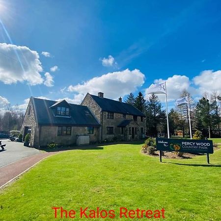 The Kalos Retreat - Hot Tub Lodge With Free 18 Hole Golf Course Swarland Exteriör bild